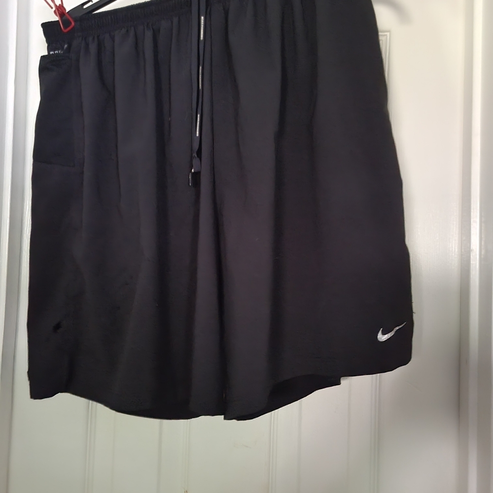 Nike dry fit running shorts XL